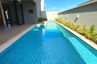 Casa Luxuosa à venda no Condomínio Green Park 522m² de Terreno Piscina em Rio Verde GO